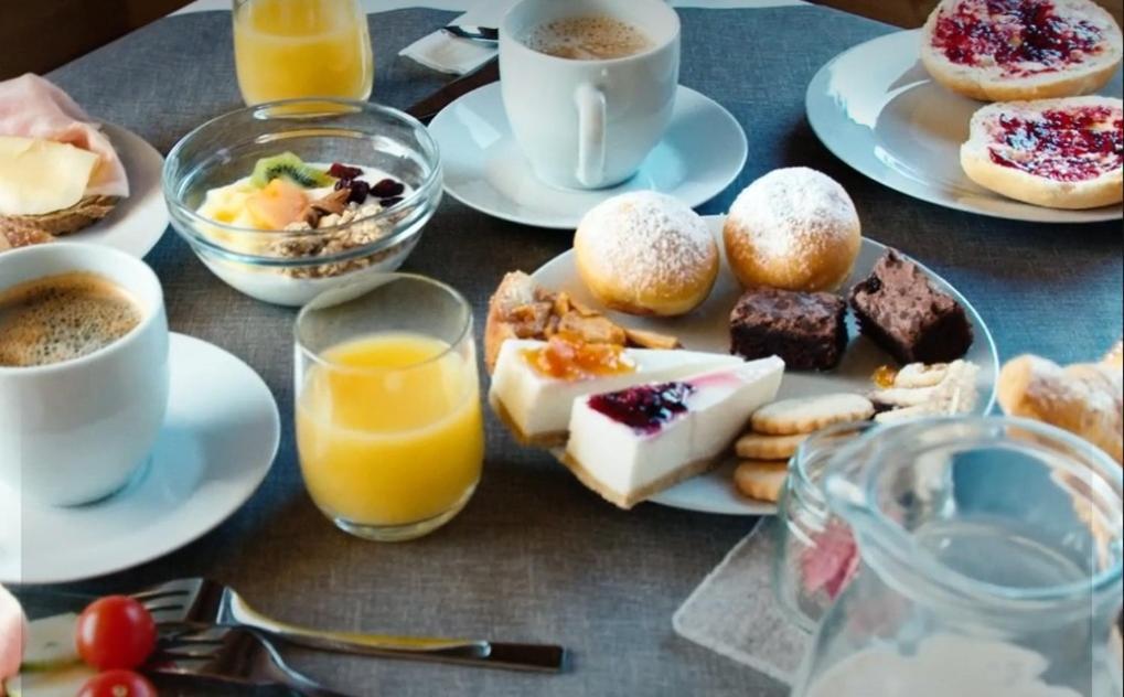 אורטיסיי Garni Alba Bed & Breakfast מראה חיצוני תמונה